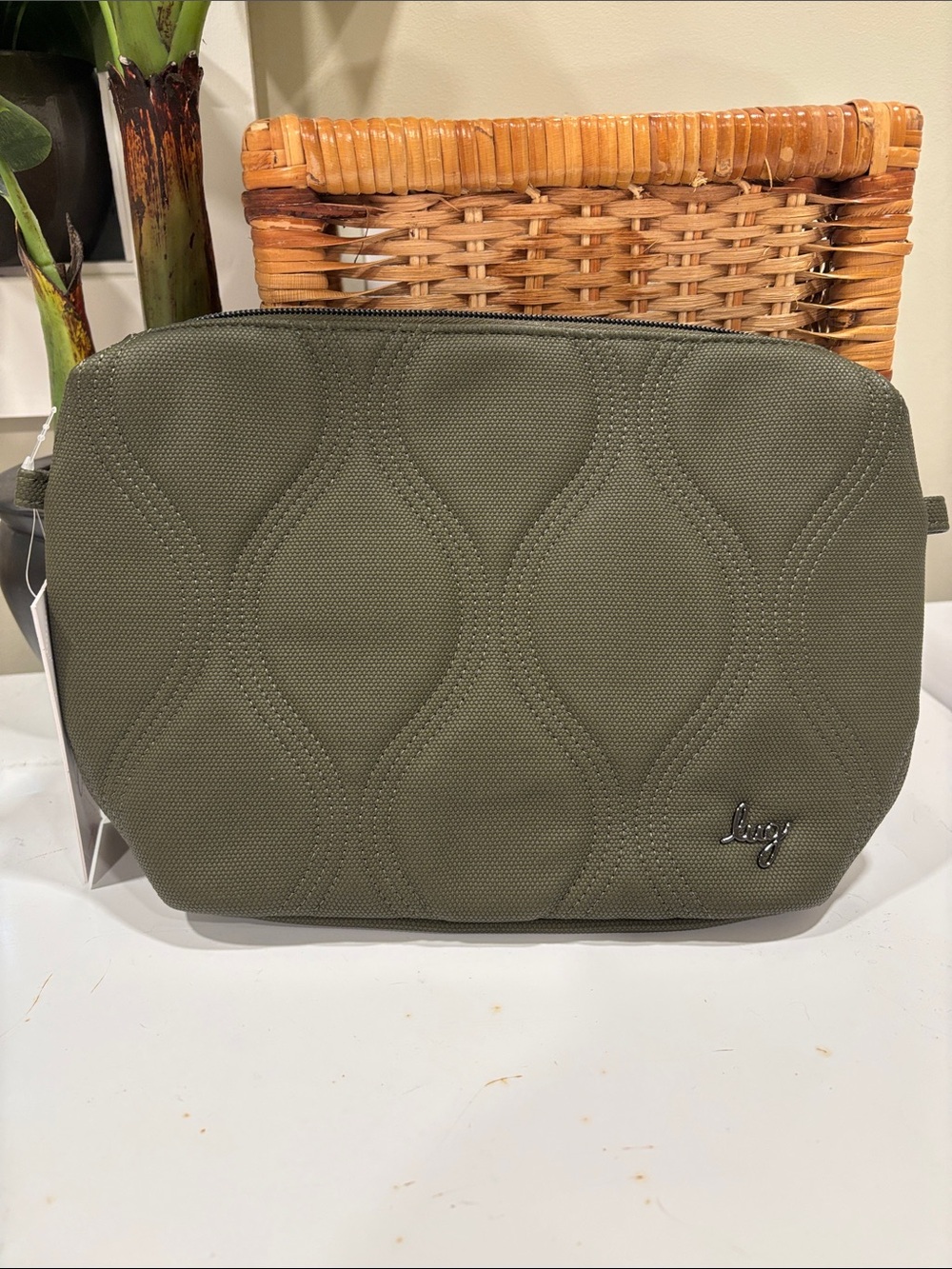 Volley Matte Luxe VL Pouch in Olive Green NWT